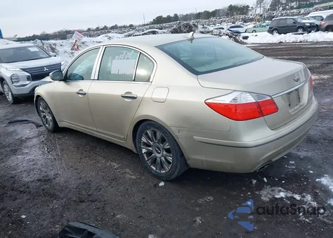 2009 Hyundai Genesis 3.8 z USA, uszkodzony, nr VIN KMHGC46E49U038669